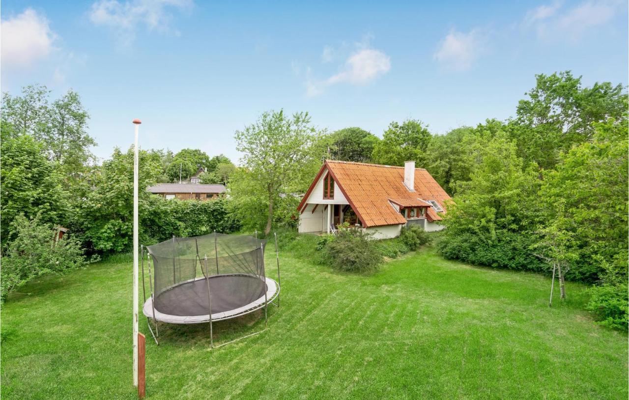 Amazing Home In Logstrup With Kitchen المظهر الخارجي الصورة